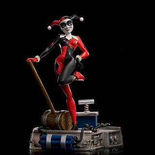 Iron Studios Batman - Animated Series Harley Quinn Statue Art Scale 1/10