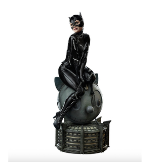 Iron Studios Batman Returns - Catwoman Legacy Replica 1/4