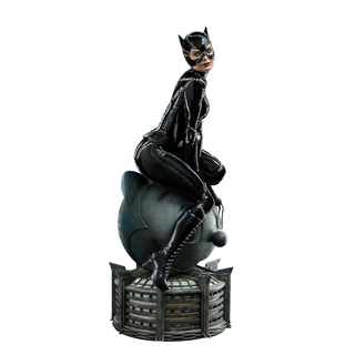 Iron Studios Batman Returns - Catwoman Legacy Replica 1/4