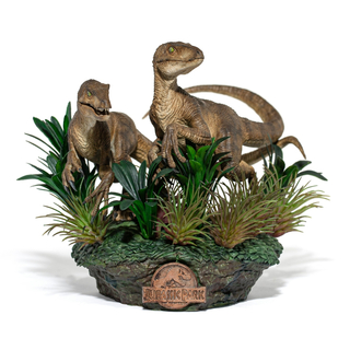 Iron Studios Jurassic Park - Just The Two Raptors Statue Delux Art Scale 1/10