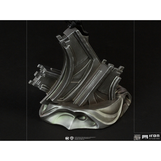 Iron Studios Zack Snyder's Justice League - Superman Black Suit Statue Art Scale 1/10