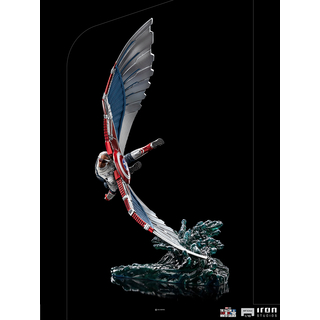 Iron Studios The Falcon and the Winter Soldier - Captain America Sam Wilson� Statue Delux Art Scale 1/10