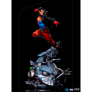 Iron Studios DC COMICS - Superboy Statue 1/10